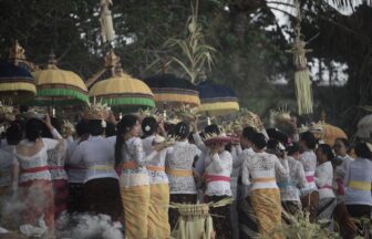 バリ島の儀式